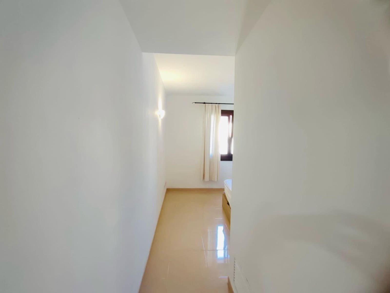 3 slaapkamer Appartement te huur in Sa Cabaneta / La Cabaneta met garage - € 1.950 (Ref: 9833623)