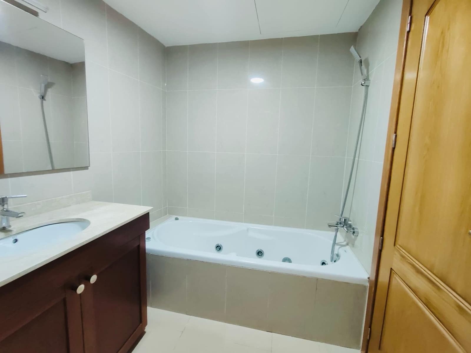 3 slaapkamer Appartement te huur in Sa Cabaneta / La Cabaneta met garage - € 1.950 (Ref: 9833623)