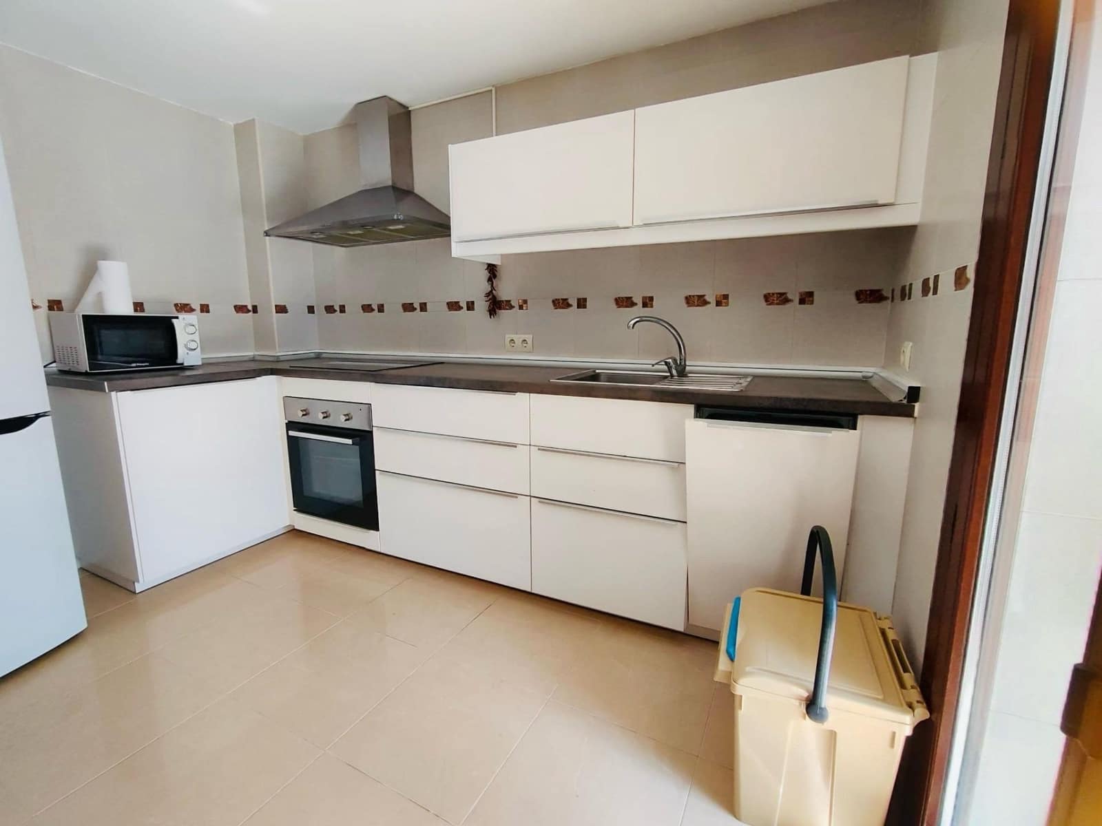 3 slaapkamer Appartement te huur in Sa Cabaneta / La Cabaneta met garage - € 1.950 (Ref: 9833623)