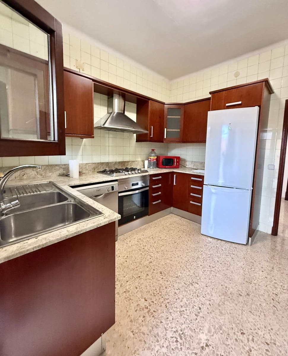 3 bedroom Flat for rent in Son Ferriol - € 1,500 (Ref: 9839223)