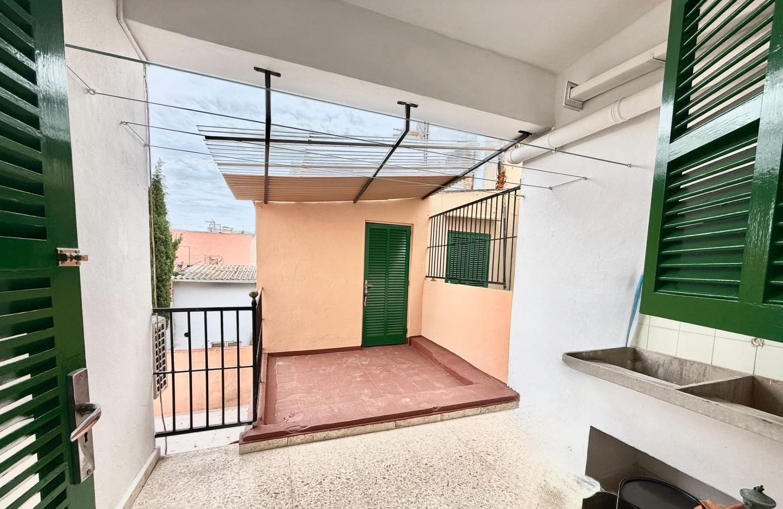 3 bedroom Flat for rent in Son Ferriol - € 1,500 (Ref: 9839223)