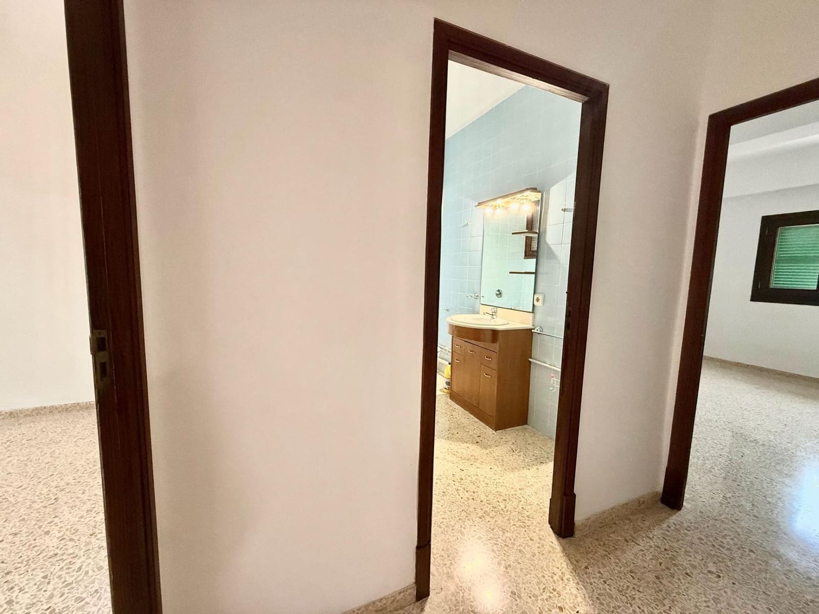 3 bedroom Flat for rent in Son Ferriol - € 1,500 (Ref: 9839223)