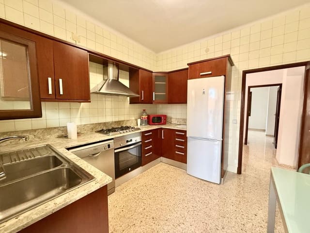 3 bedroom Flat for rent in Son Ferriol, Palma de Mallorca - € 1,500 (Ref: 9839223)