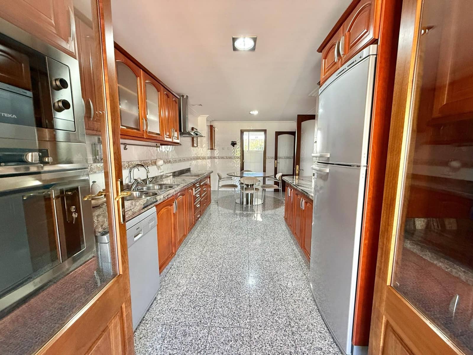5 bedroom Villa for rent in Son Ferriol with garage - € 2,800 (Ref: 9839224)