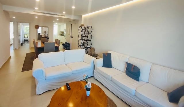 3 bedroom Flat for rent in Palma de Mallorca with garage - € 3,500 (Ref: 9855424)