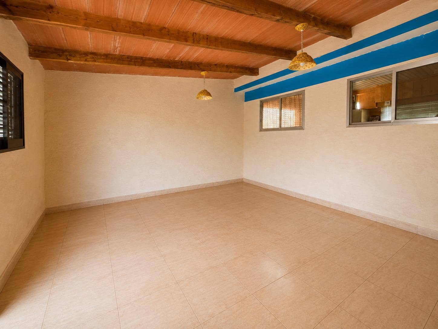 Finca/Country House for sale in Santa Eugenia with garage - € 270,000 (Ref: 9970586)
