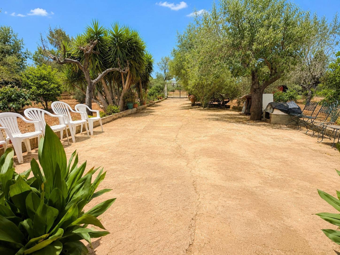 Finca/Country House for sale in Santa Eugenia with garage - € 270,000 (Ref: 9970586)