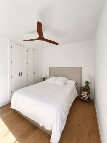 3 soverom Penthouse til leie i Palma de Mallorca med garasje - € 2 000 (Ref: 9973308)