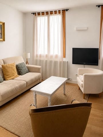 3 soverom Penthouse til leie i Palma de Mallorca med garasje - € 2 000 (Ref: 9973308)