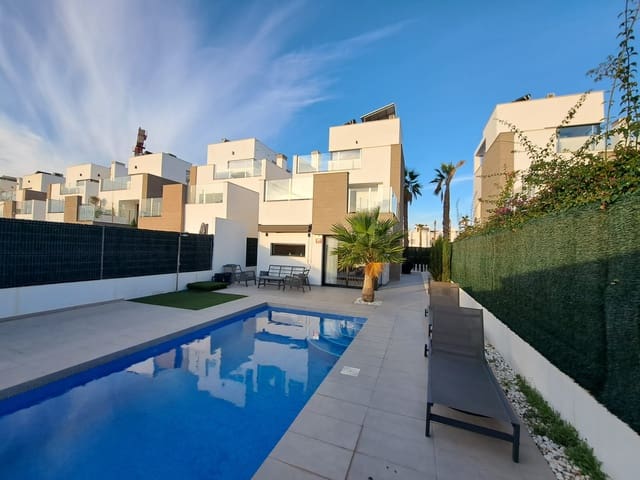 3 soverom Villa til salgs i El Raso, Guardamar del Segura med svømmebasseng garasje - € 440 000 (Ref: 8906079)