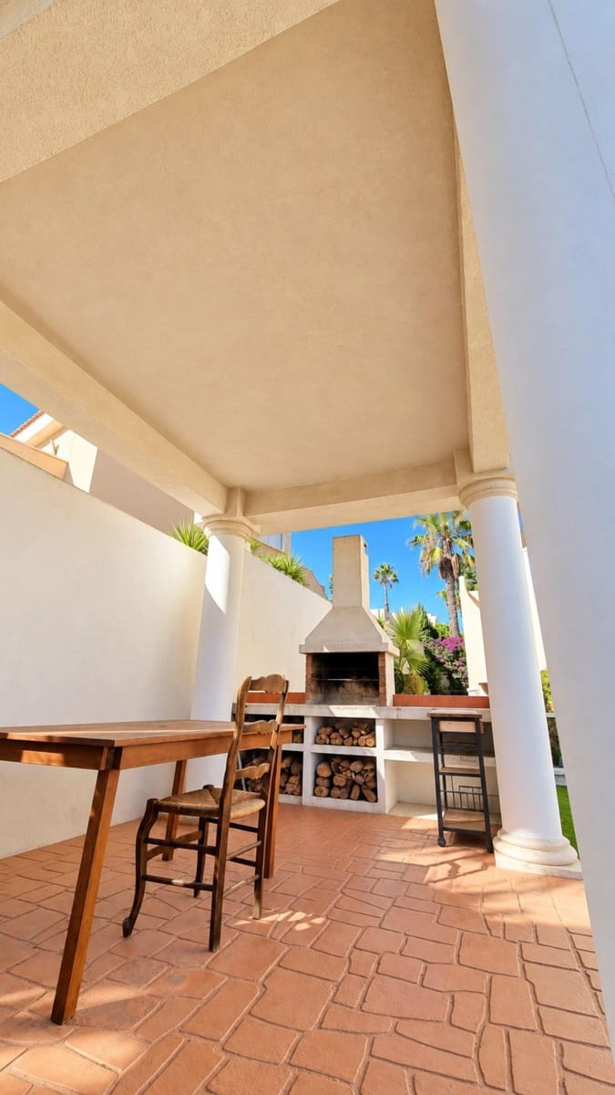 4 camera da letto Villa in vendita in Ciudad Quesada con piscina garage - 569.000 € (Rif: 10118546)