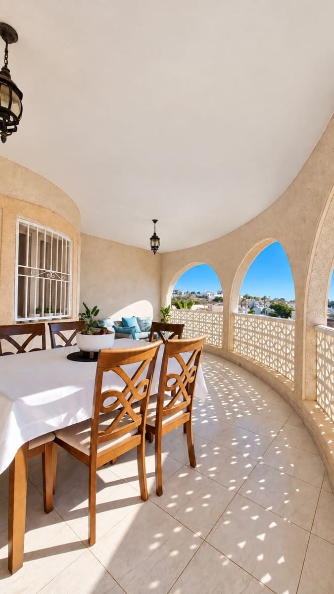 4 camera da letto Villa in vendita in Ciudad Quesada con piscina garage - 569.000 € (Rif: 10118546)