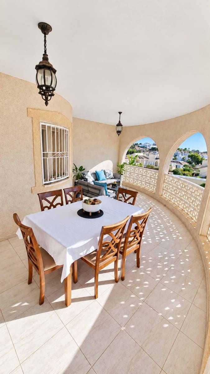 4 camera da letto Villa in vendita in Ciudad Quesada con piscina garage - 569.000 € (Rif: 10118546)