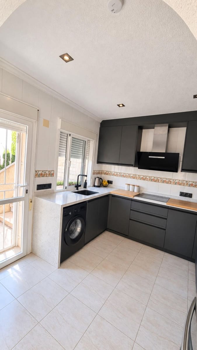 4 camera da letto Villa in vendita in Ciudad Quesada con piscina garage - 569.000 € (Rif: 10118546)