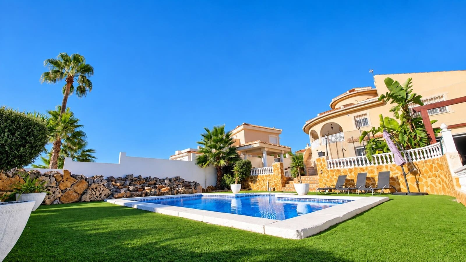 4 camera da letto Villa in vendita in Ciudad Quesada con piscina garage - 569.000 € (Rif: 10118546)