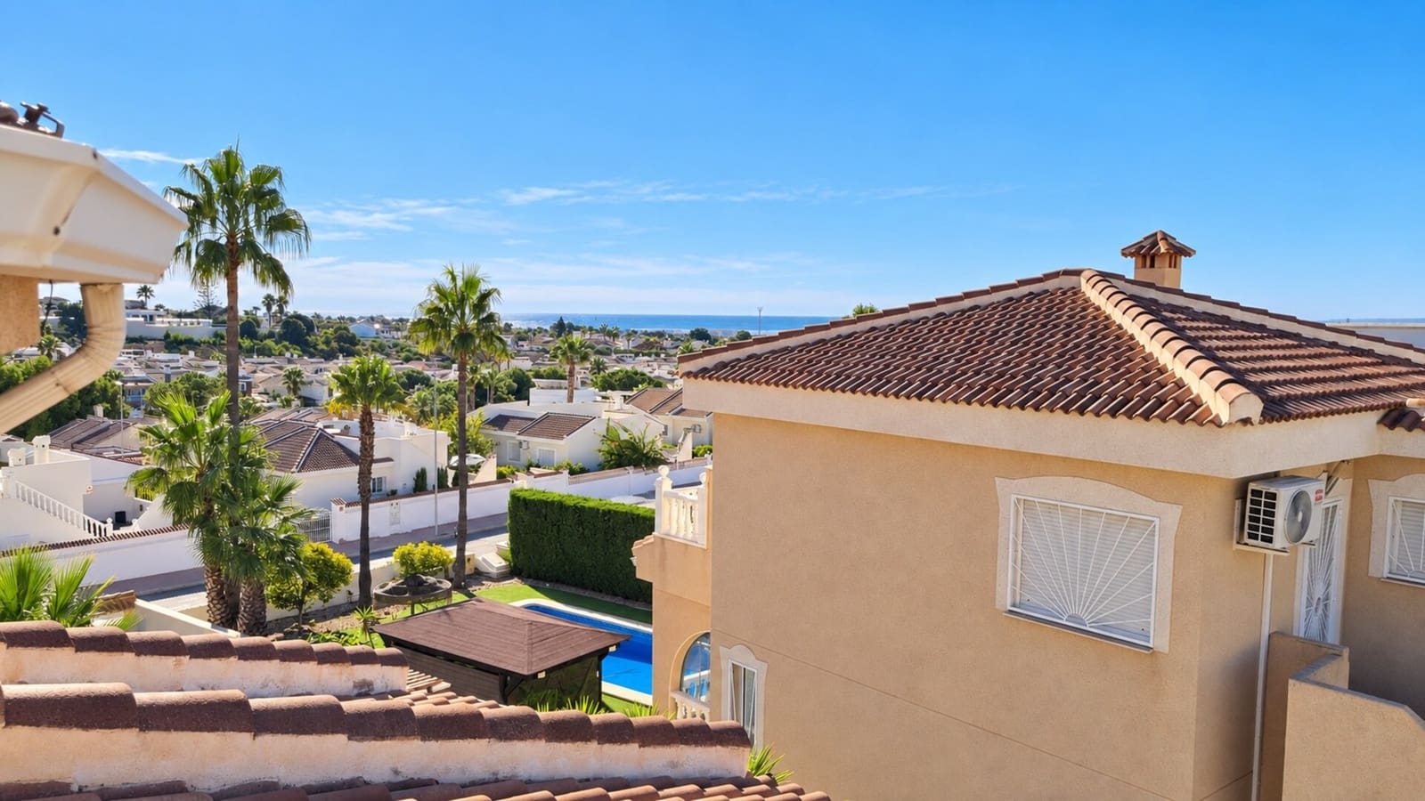 4 camera da letto Villa in vendita in Ciudad Quesada con piscina garage - 569.000 € (Rif: 10118546)