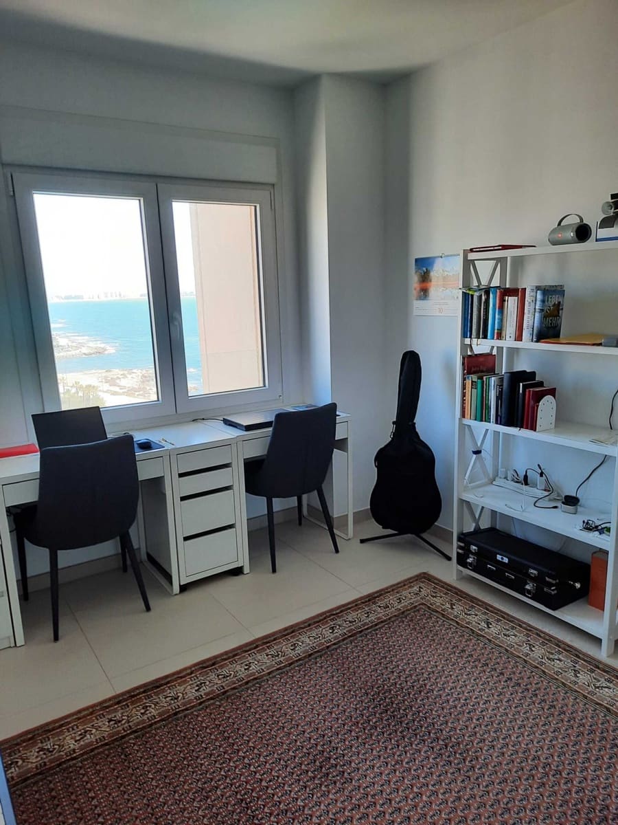 3 soveværelse Lejlighed til salg i Punta Prima med swimmingpool garage - € 795.000 (Ref: 9239259)