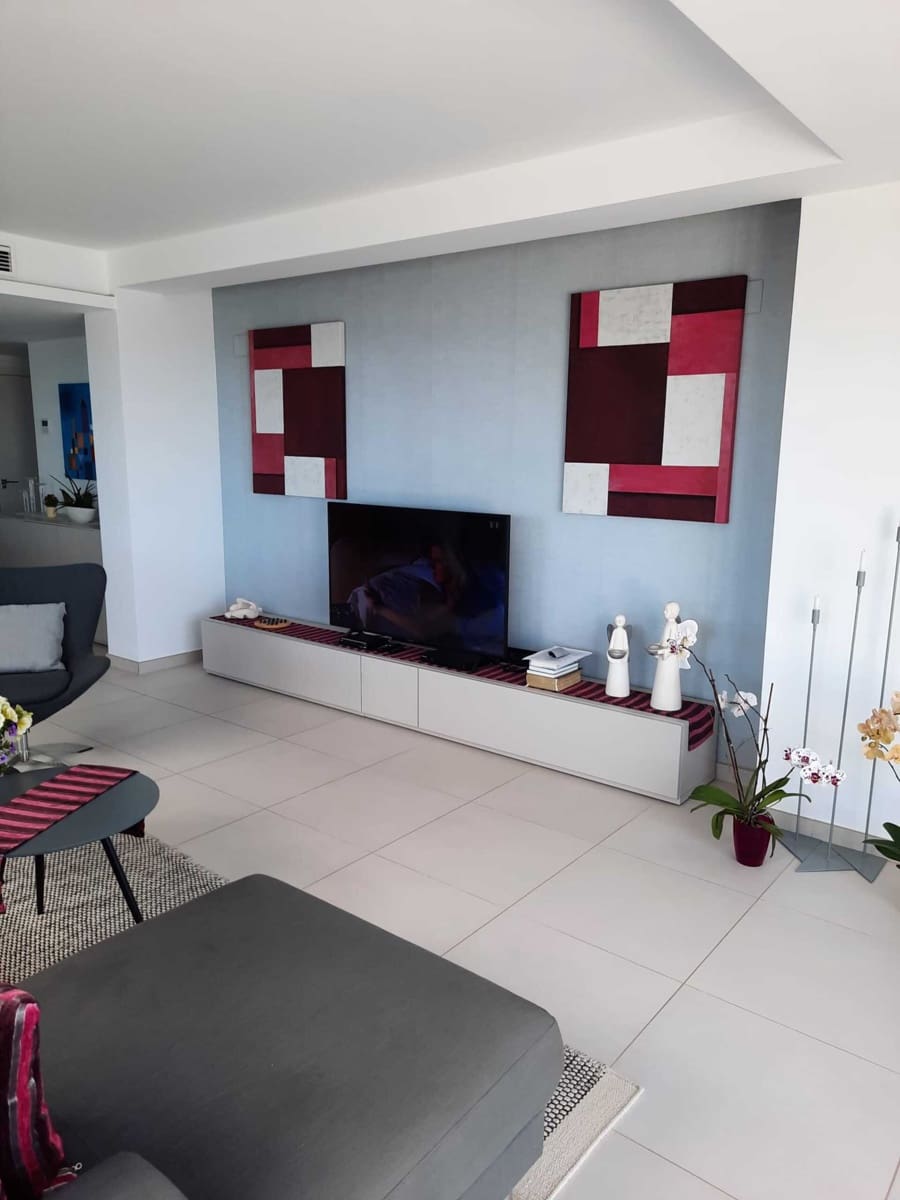 3 soveværelse Lejlighed til salg i Punta Prima med swimmingpool garage - € 795.000 (Ref: 9239259)