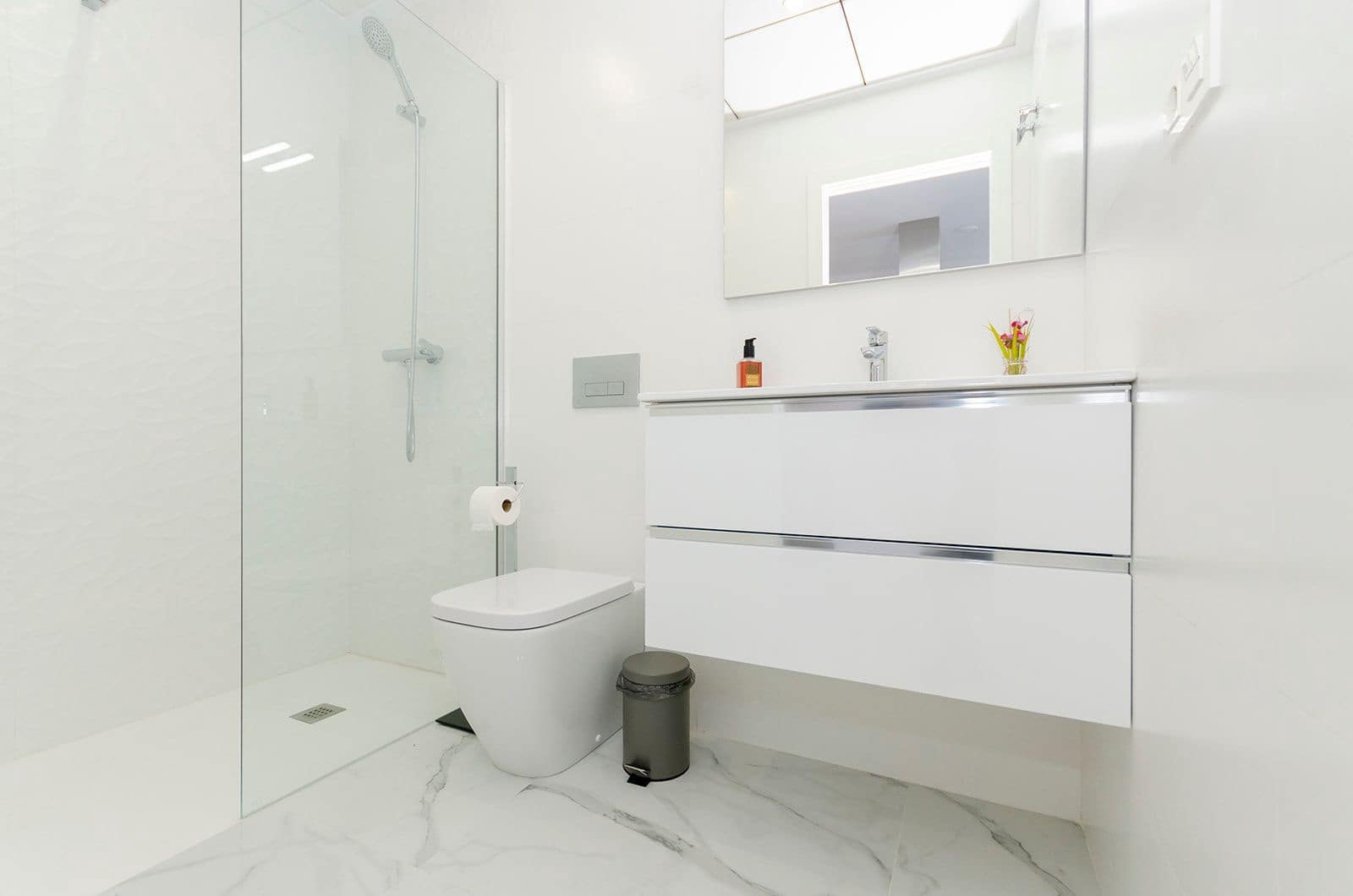 3 bedroom Villa for sale in Torrevieja with pool garage - € 385,000 (Ref: 9239261)