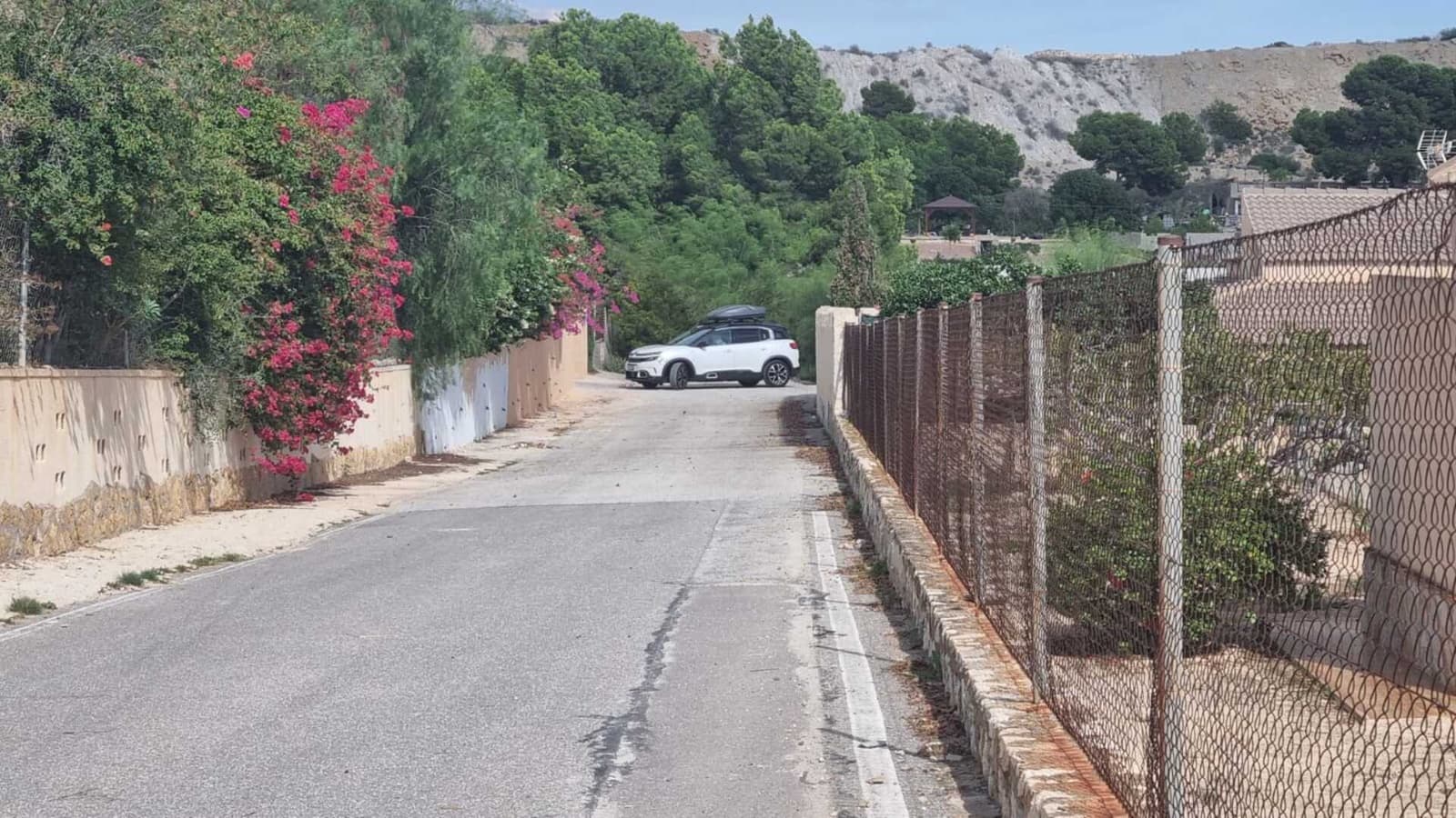 Grunde uden byggetilladelser til salg i Muchamiel / Mutxamel - € 320.000 (Ref: 9239274)