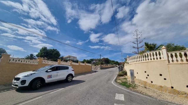 Grunde uden byggetilladelser til salg i Muchamiel / Mutxamel - € 320.000 (Ref: 9239274)