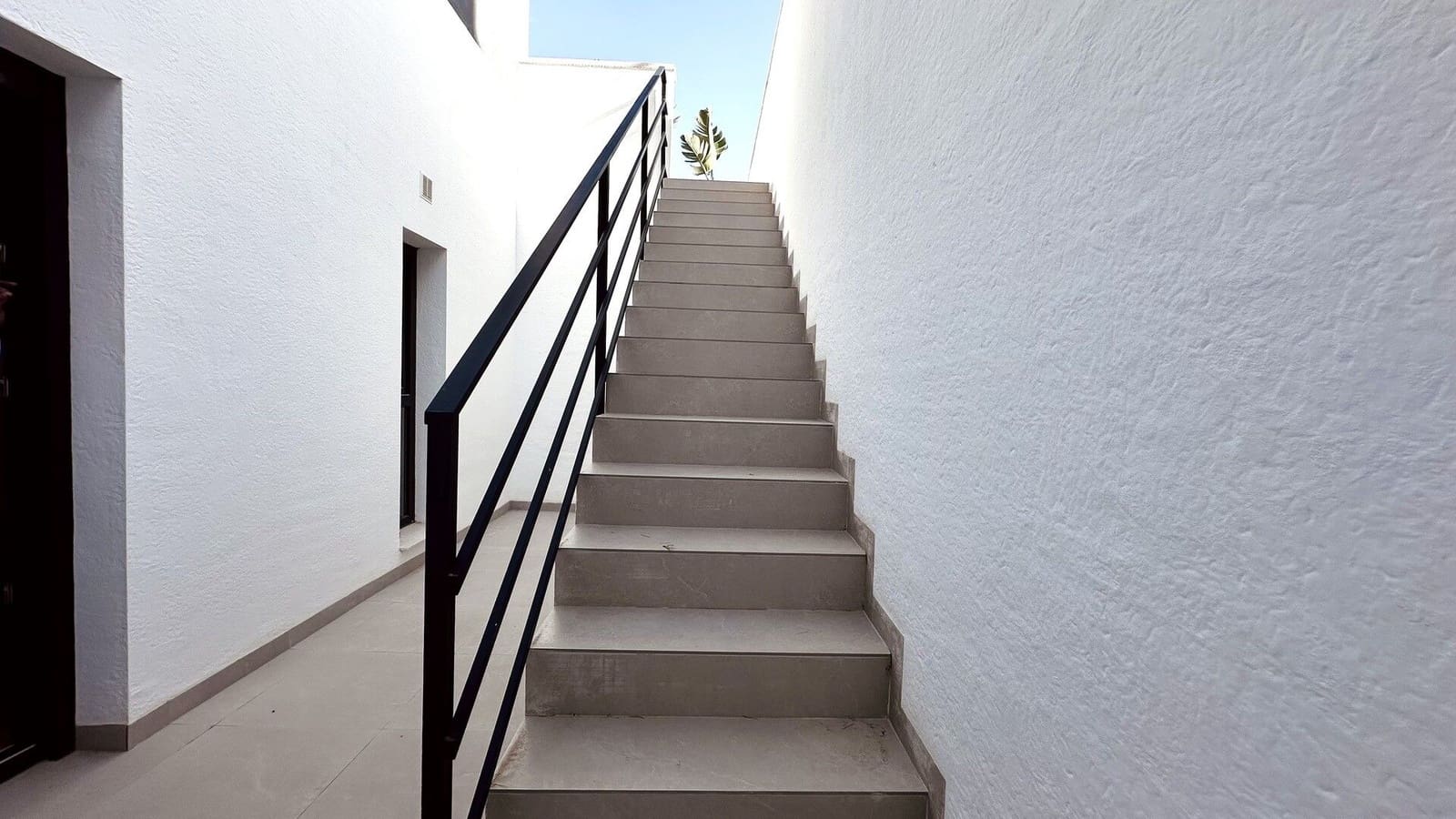 4 bedroom Villa for sale in Finestrat with pool garage - € 1,090,000 (Ref: 9239281)