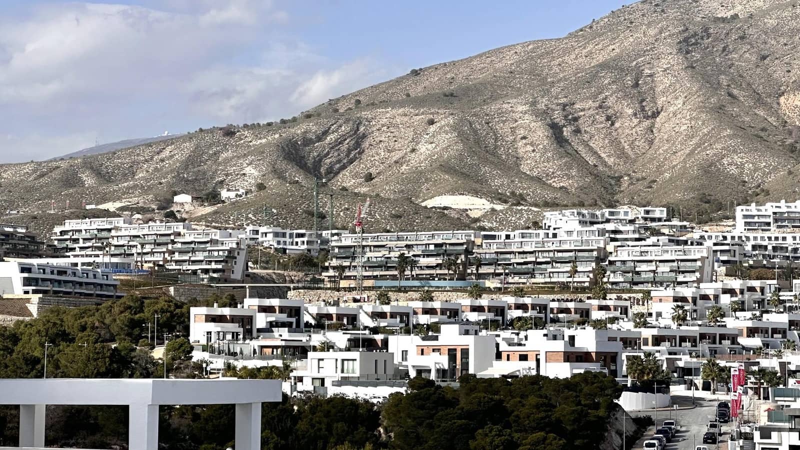 4 bedroom Villa for sale in Finestrat with pool garage - € 1,090,000 (Ref: 9239281)