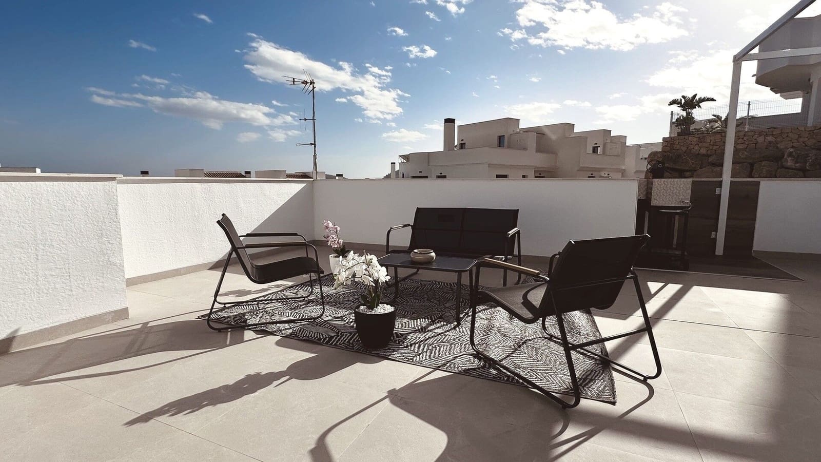 4 bedroom Villa for sale in Finestrat with pool garage - € 1,090,000 (Ref: 9239281)