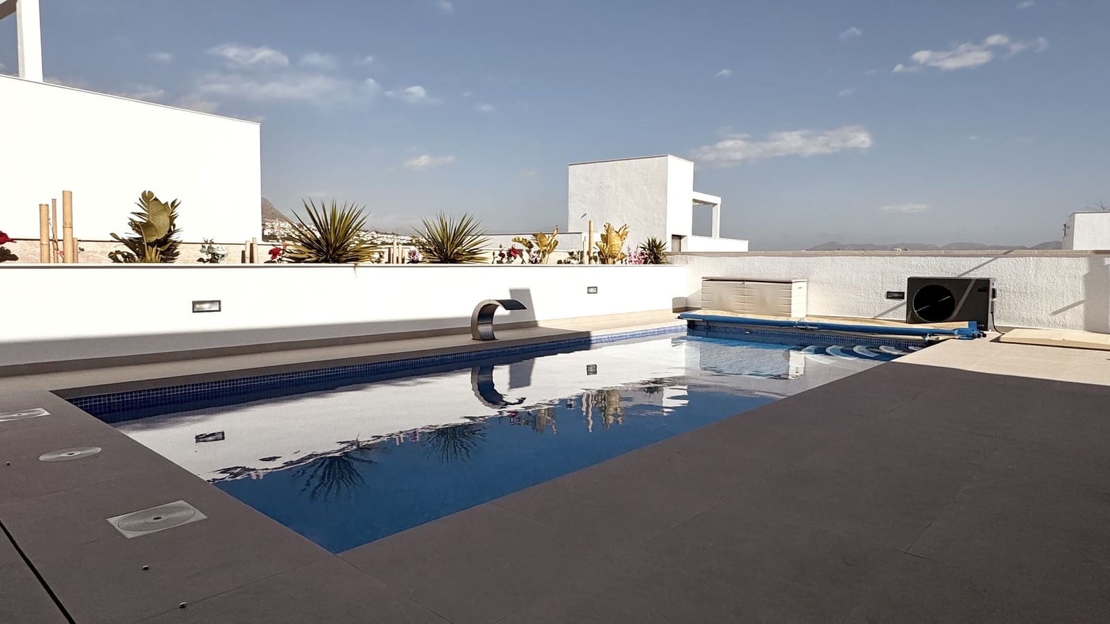 4 bedroom Villa for sale in Finestrat with pool garage - € 1,090,000 (Ref: 9239281)
