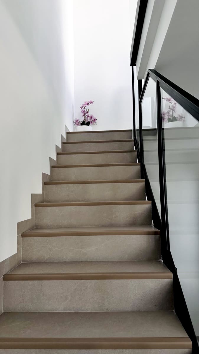 4 bedroom Villa for sale in Finestrat with pool garage - € 1,090,000 (Ref: 9239281)