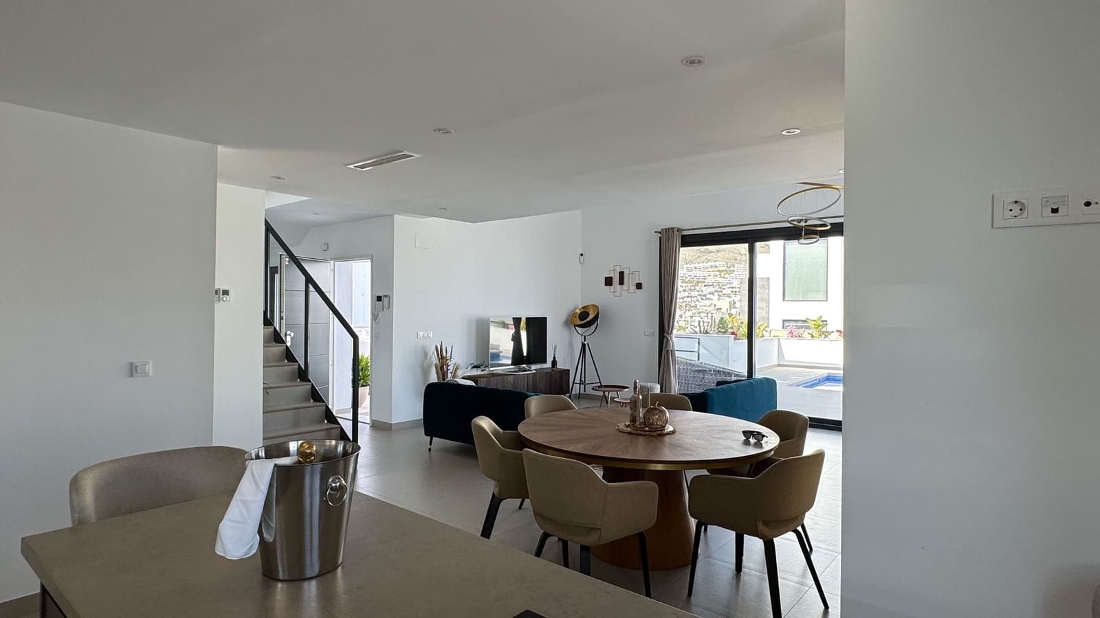 4 bedroom Villa for sale in Finestrat with pool garage - € 1,090,000 (Ref: 9239281)