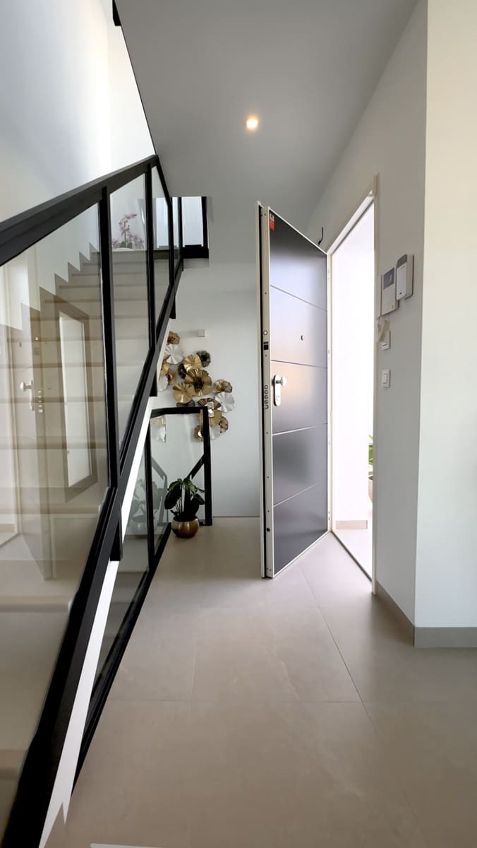 4 bedroom Villa for sale in Finestrat with pool garage - € 1,090,000 (Ref: 9239281)