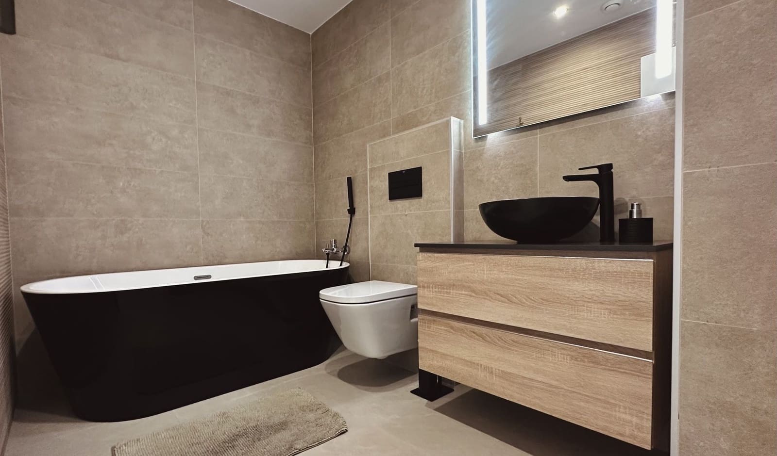 4 bedroom Villa for sale in Finestrat with pool garage - € 1,090,000 (Ref: 9239281)