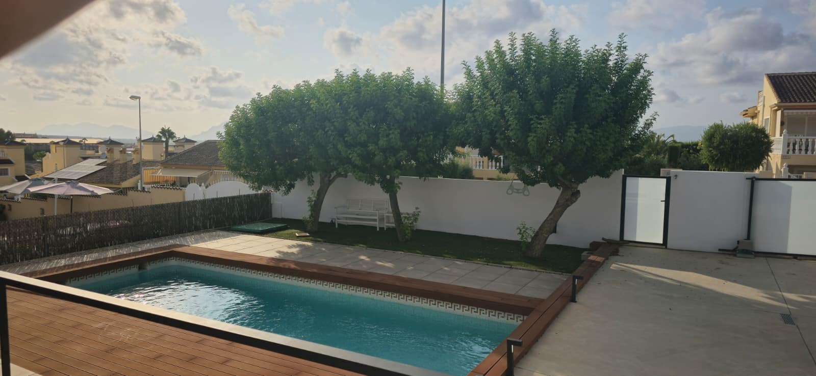 Chalet de 3 habitaciones en Rojales en venta con piscina garaje - 495.000 € (Ref: 9241172)