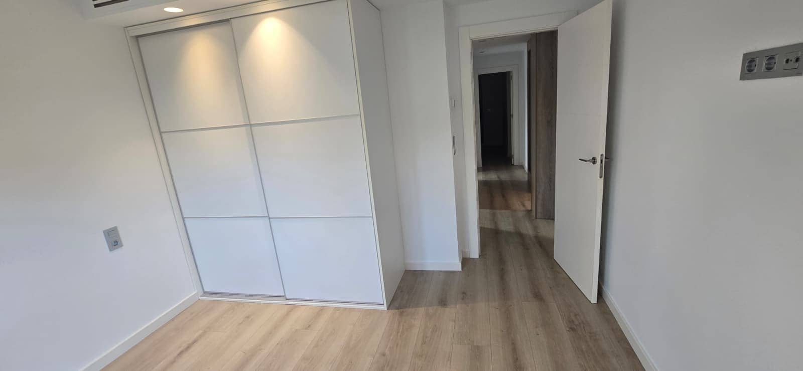 Chalet de 3 habitaciones en Rojales en venta con piscina garaje - 495.000 € (Ref: 9241172)