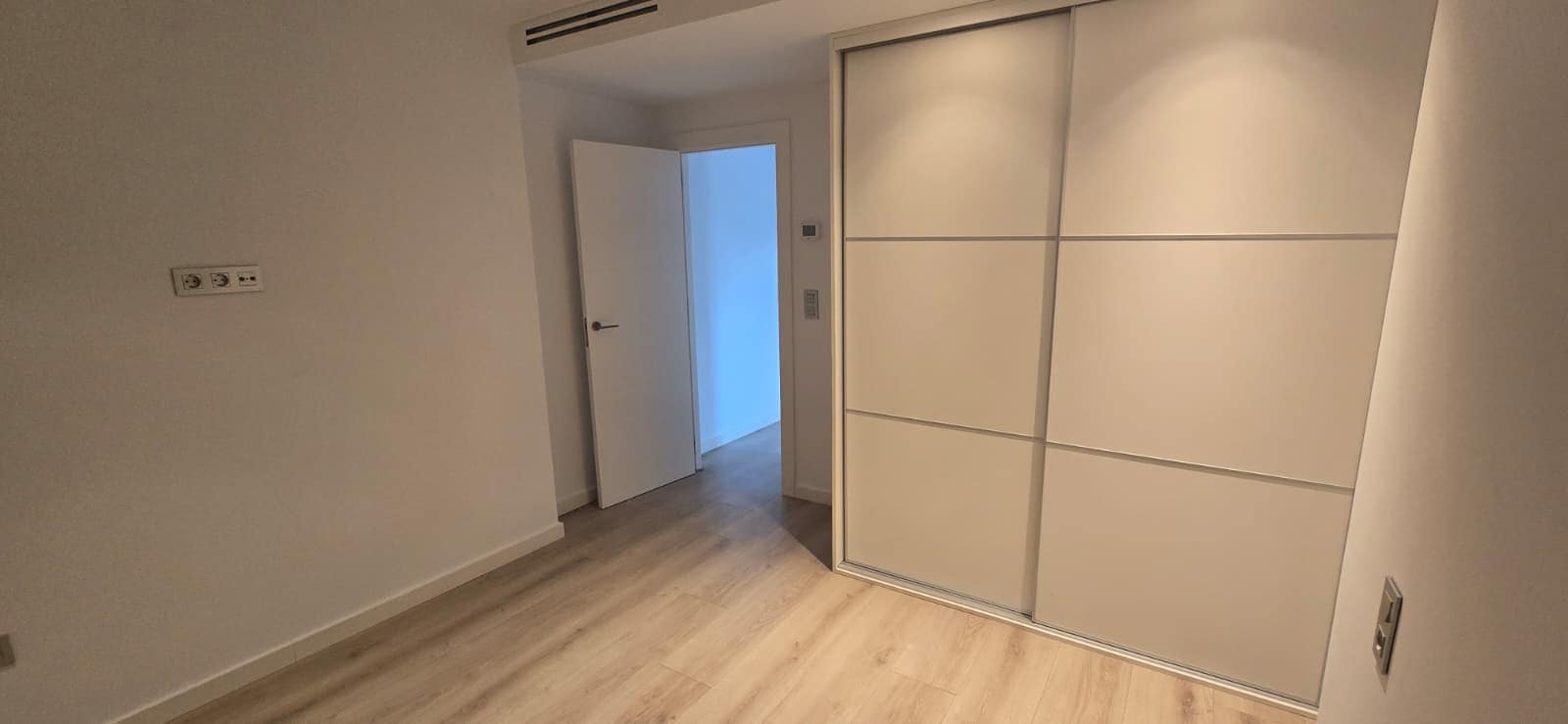 Chalet de 3 habitaciones en Rojales en venta con piscina garaje - 495.000 € (Ref: 9241172)