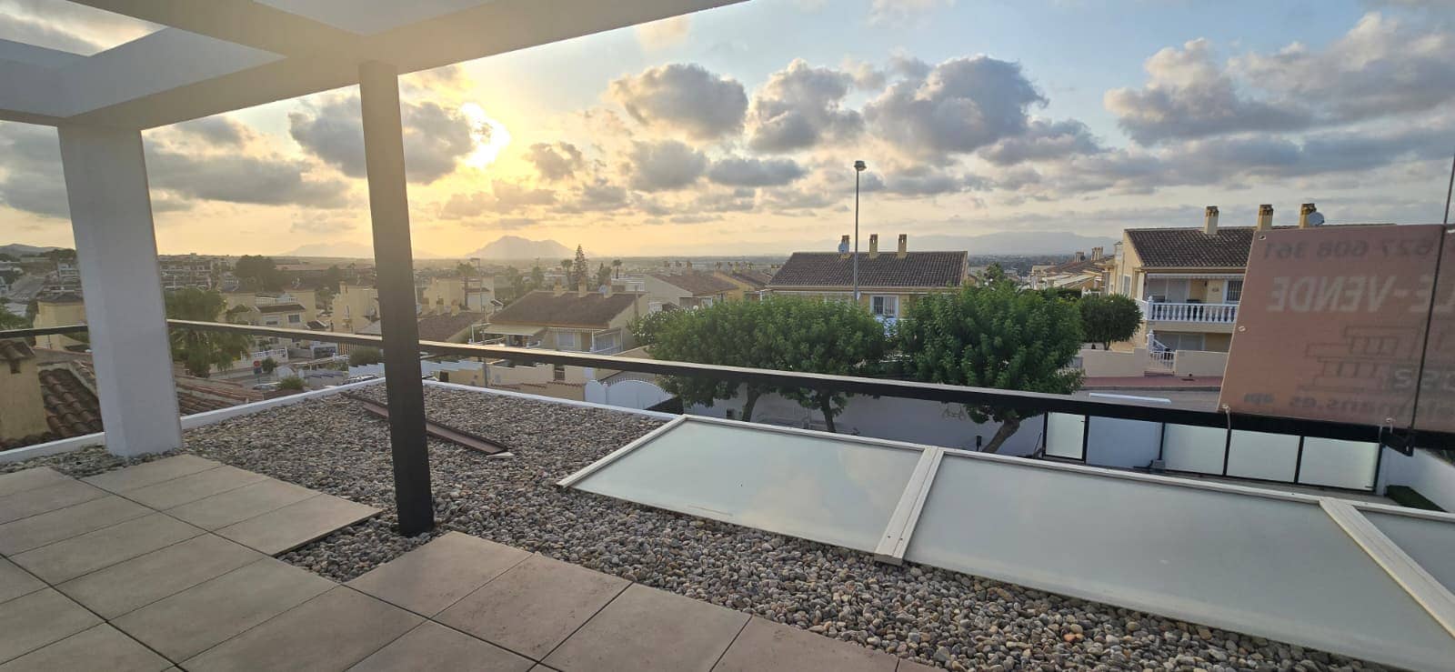 Chalet de 3 habitaciones en Rojales en venta con piscina garaje - 495.000 € (Ref: 9241172)