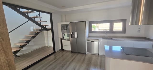 Chalet de 3 habitaciones en Rojales en venta con piscina garaje - 495.000 € (Ref: 9241172)