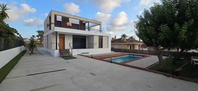 Chalet de 3 habitaciones en Rojales en venta con piscina garaje - 495.000 € (Ref: 9241172)