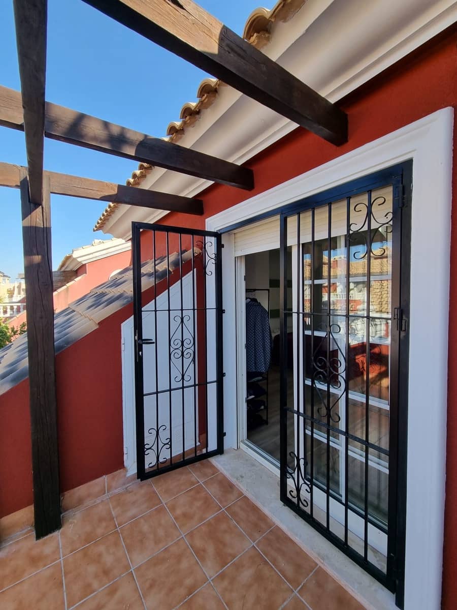3 camera da letto Appartamento in vendita in Filipinas con piscina garage - 239.000 € (Rif: 9255535)