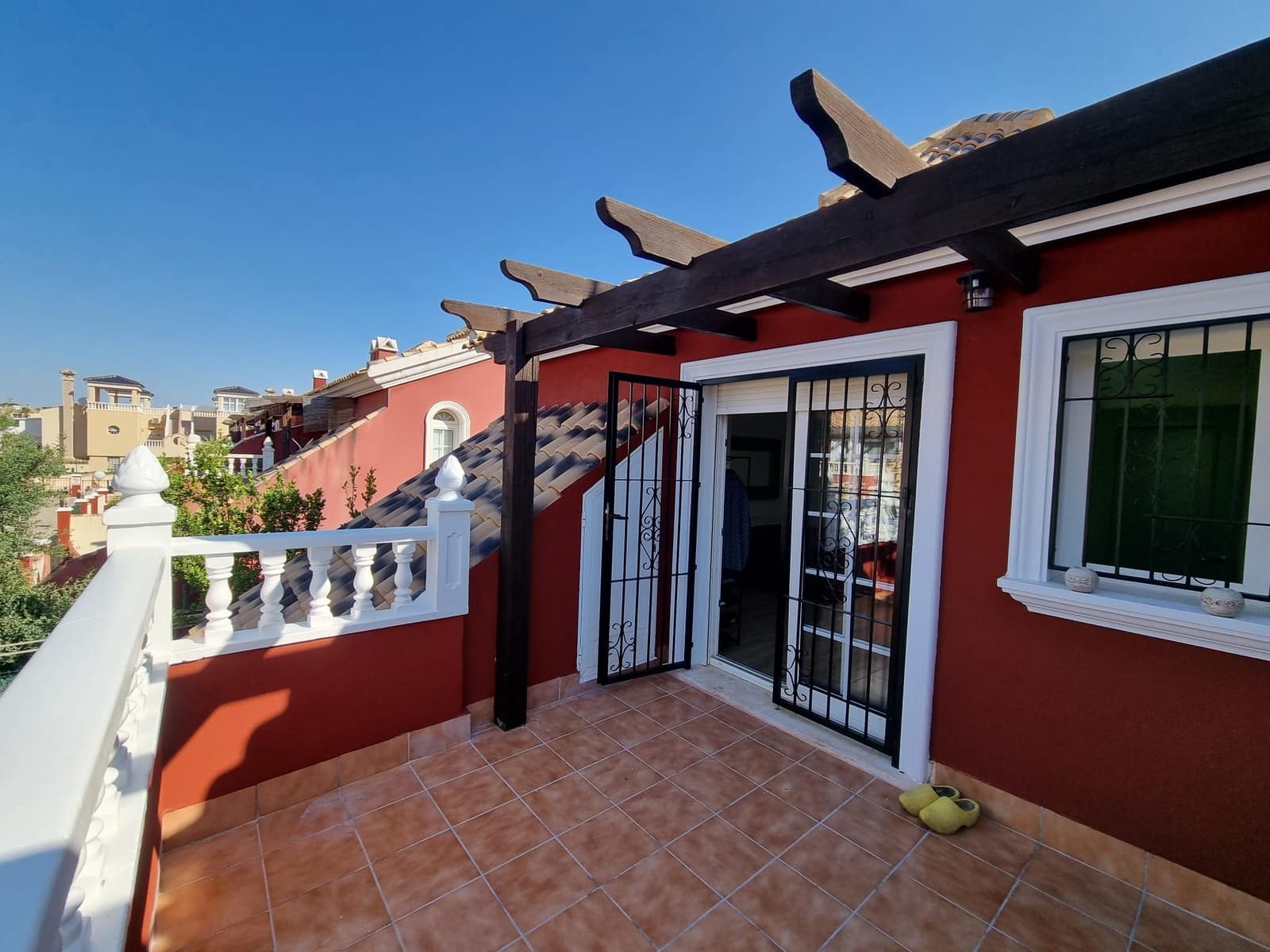 3 camera da letto Appartamento in vendita in Filipinas con piscina garage - 239.000 € (Rif: 9255535)