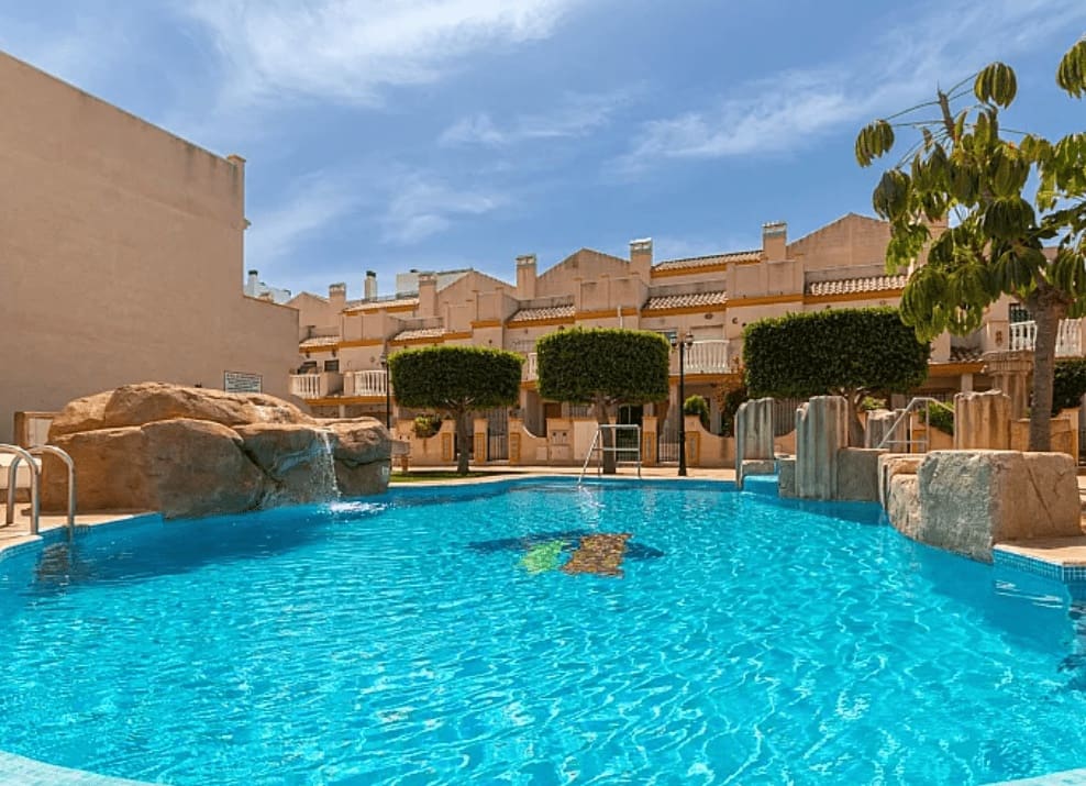 3 makuuhuone Omakotitalo myytävänä paikassa Cabo Roig - 259 000 € (Ref: 9325165)