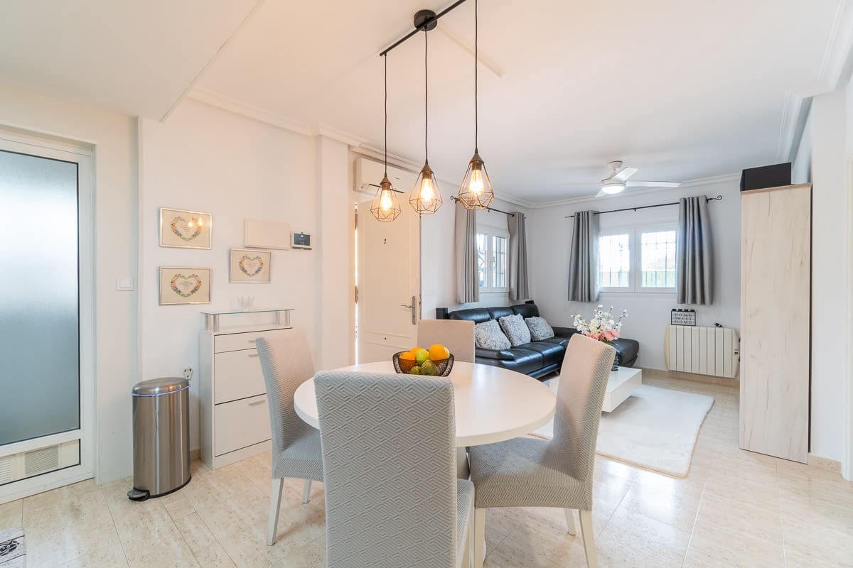 3 camera da letto Villetta Bifamiliare in vendita in Orihuela con piscina - 279.000 € (Rif: 9779976)