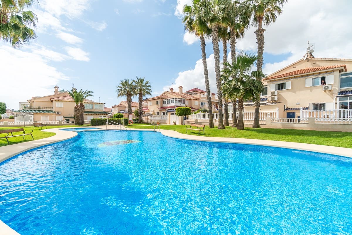 3 camera da letto Villetta Bifamiliare in vendita in Orihuela con piscina - 279.000 € (Rif: 9779976)