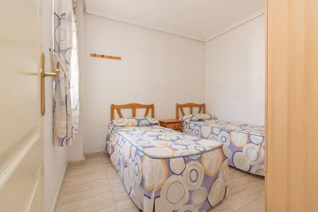 2 chambre Appartement à vendre à Torrevieja - 125 000 € (Ref: 9804834)