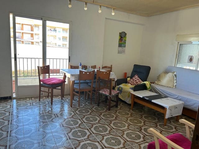 6 slaapkamer Appartement te koop in Los Palacios, Formentera del Segura - € 230.000 (Ref: 9944966)