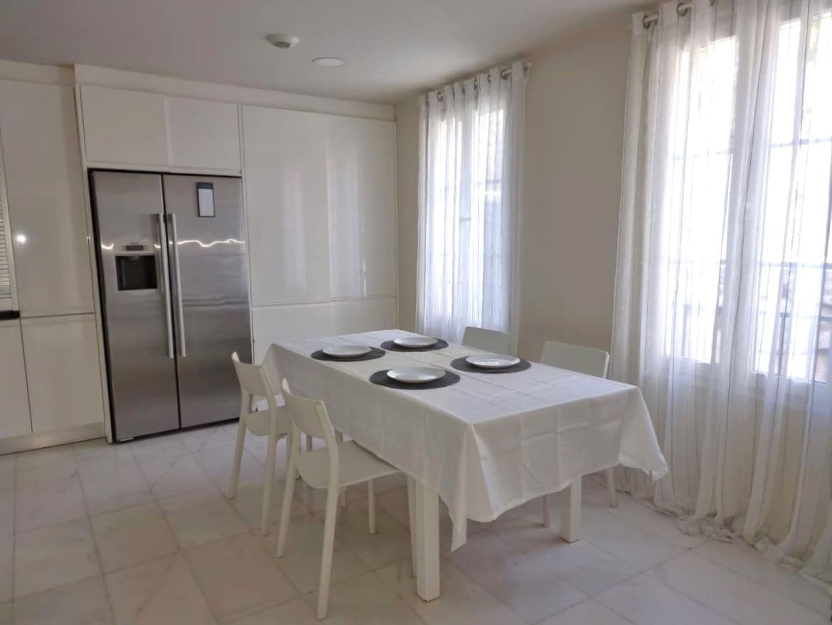 4 bedroom Villa for sale in Finestrat with pool garage - € 810,000 (Ref: 8639836)