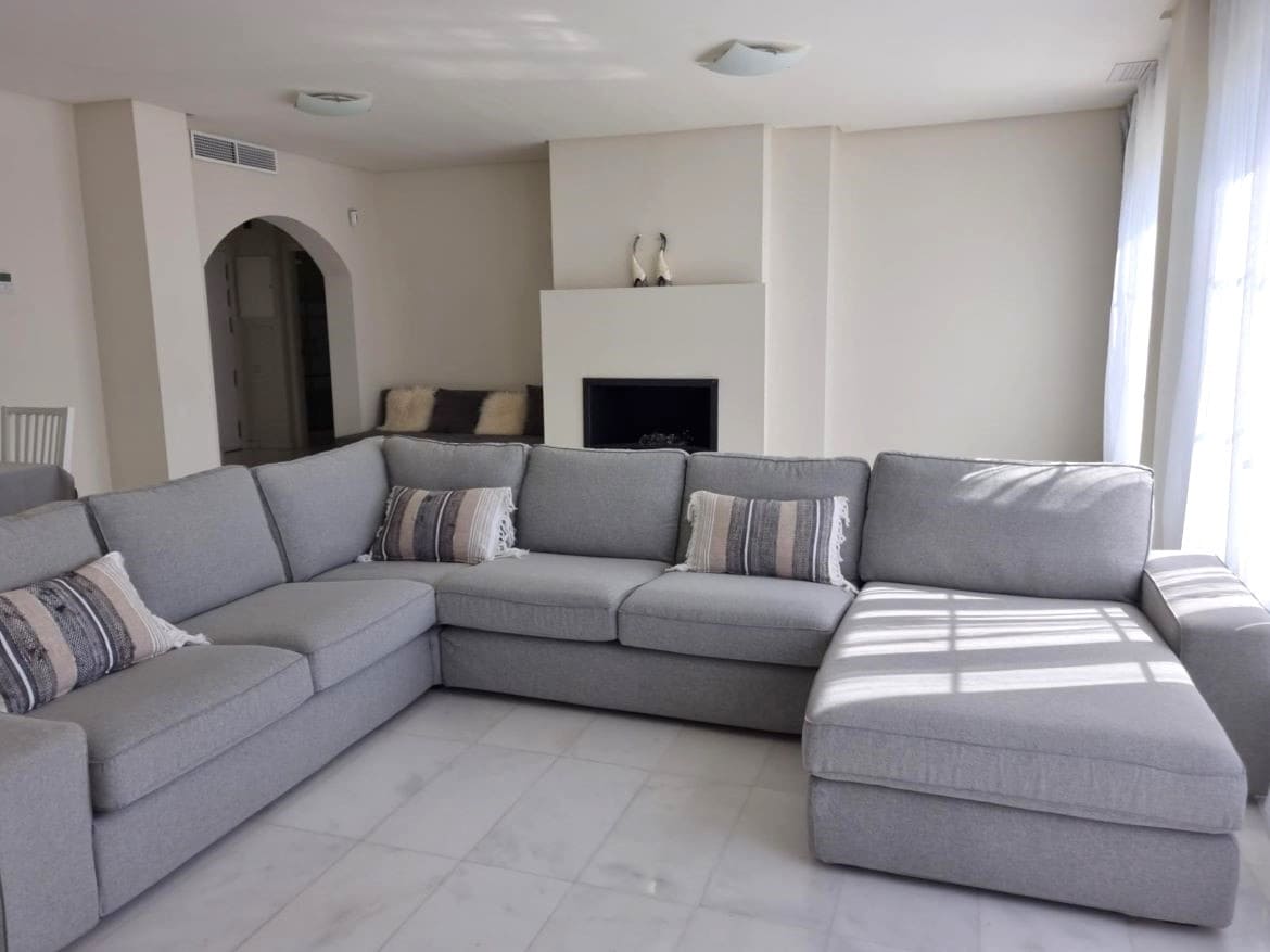 4 bedroom Villa for sale in Finestrat with pool garage - € 810,000 (Ref: 8639836)