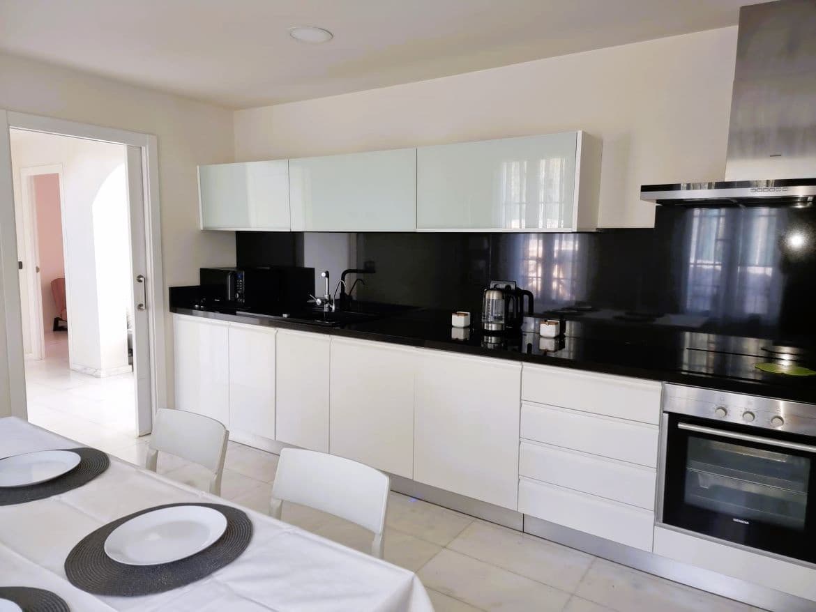 4 bedroom Villa for sale in Finestrat with pool garage - € 810,000 (Ref: 8639836)