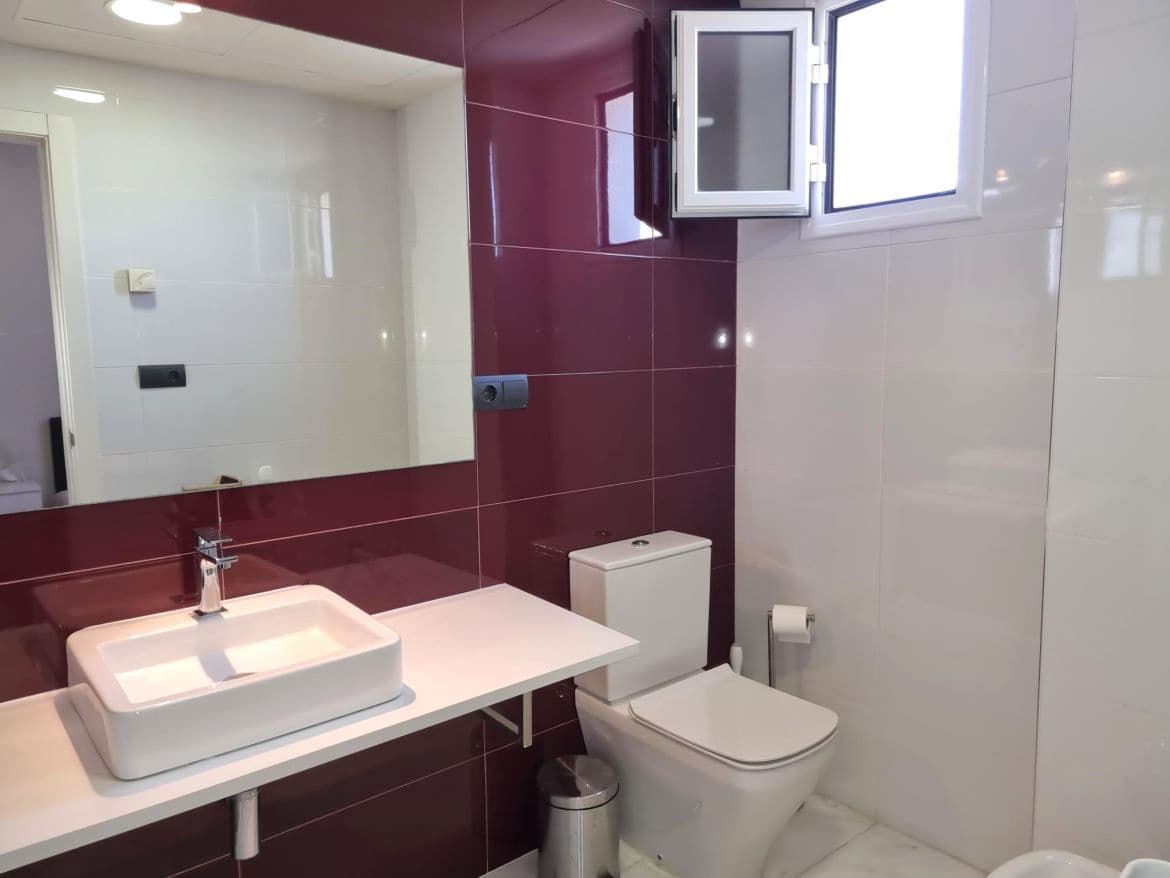 4 bedroom Villa for sale in Finestrat with pool garage - € 810,000 (Ref: 8639836)